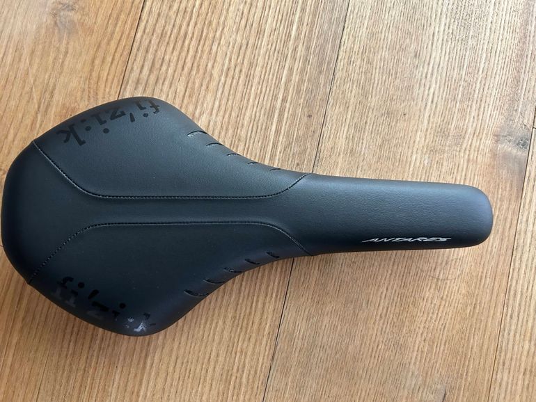 Used Fizik Antares R1 Carbon bike — image 2 of 4