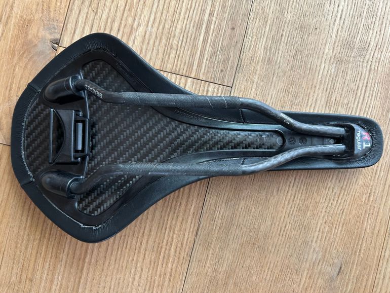 Used Fizik Antares R1 Carbon bike — image 3 of 4