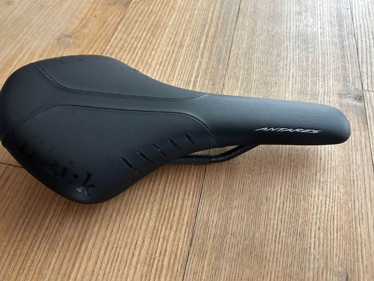 Used Fizik Antares R1 Carbon bike — image 1 of 4