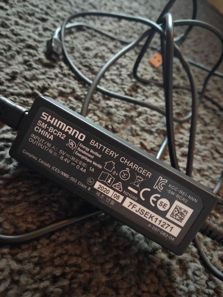 Used Shimano Di2 Battery Charger bike — image 4 of 5