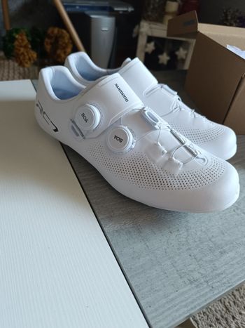 Used Shimano RC7 Wide Cycling Shoes bike