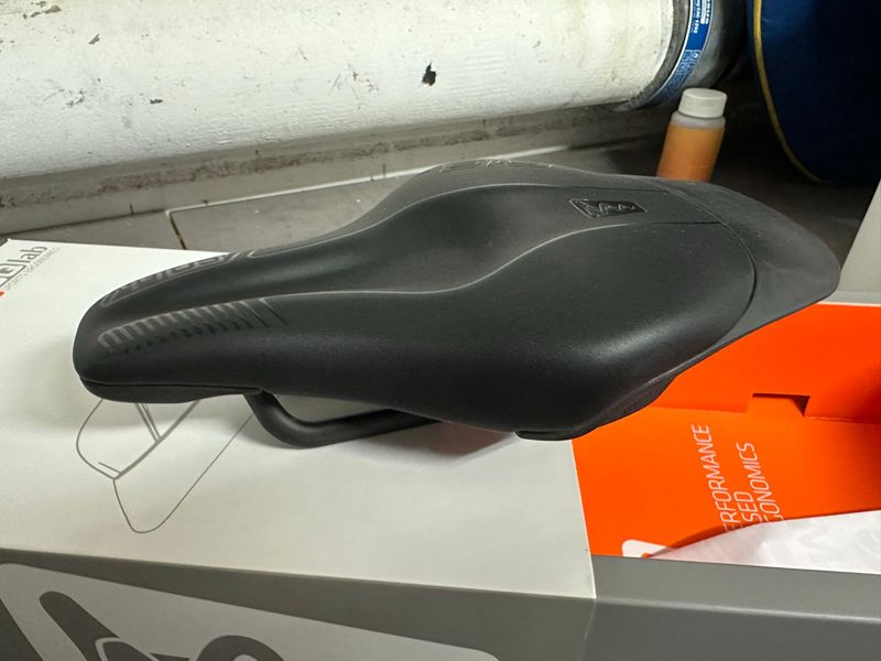 Used Sq Lab 613R Sattel Saddles & Seatposts