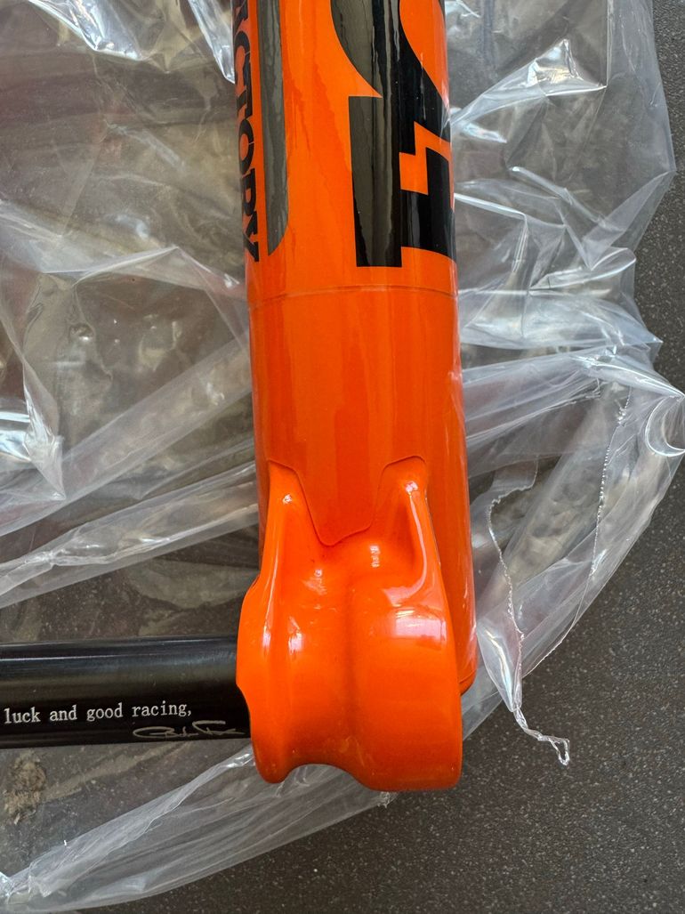 Used Fox 36 Factory GRIP X 160mm 2025 bike — image 2 of 10