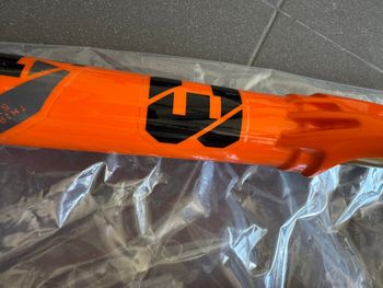 Used Fox 36 Factory GRIP X 160mm 2025 bike — image 3 of 10