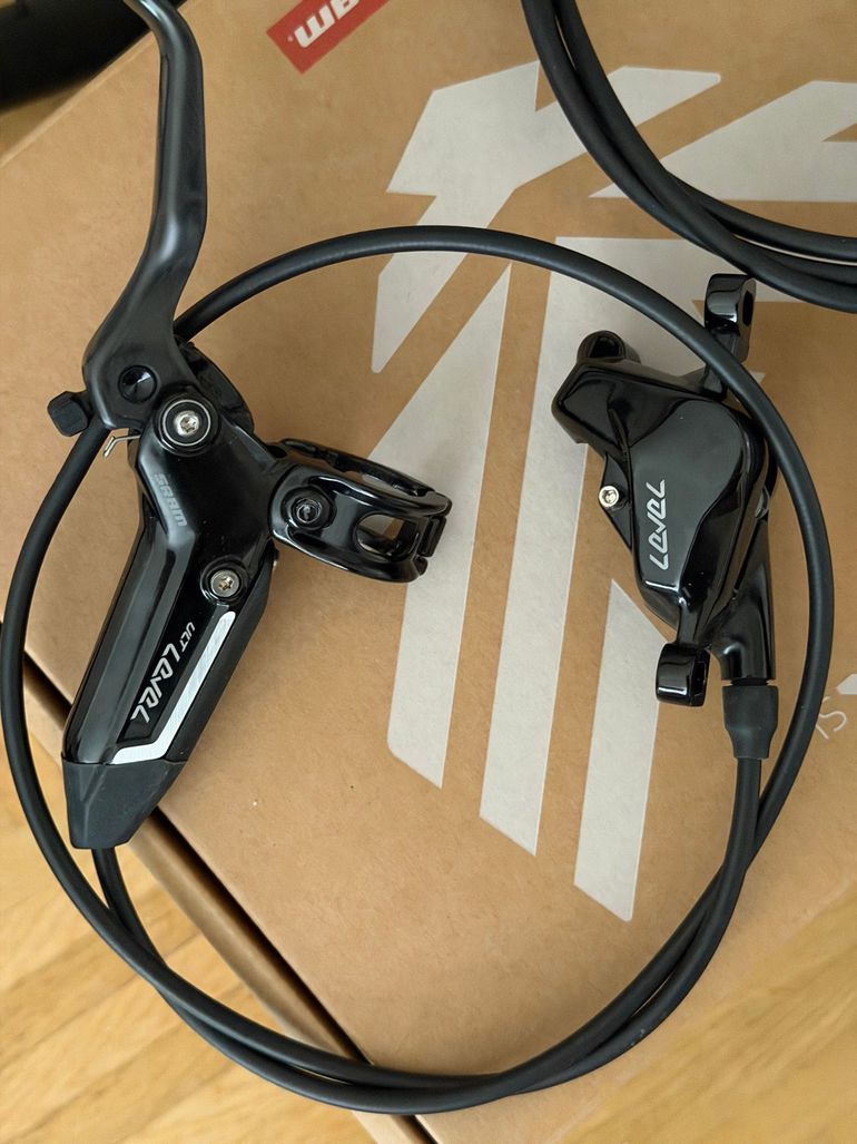 Used Sram Level Ultimate Stealth C1 2026 bike — image 5 of 5