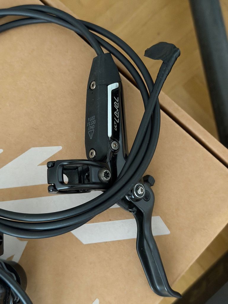 Used Sram Level Ultimate Stealth C1 2026 bike — image 4 of 5