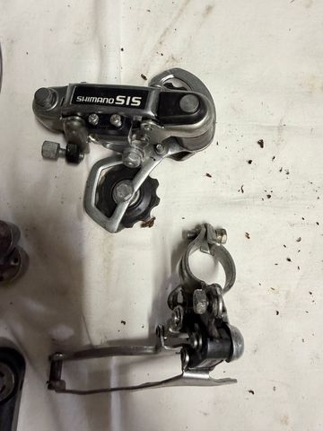 Brugt Shimano SIS Shifters Drivetrain & Pedals