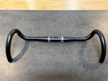 Used Easton EA50 AX Handlebar 44cm bike