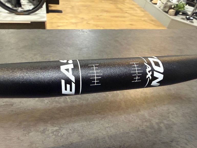 Used Easton EA50 AX Handlebar 44cm bike — image 4 of 4