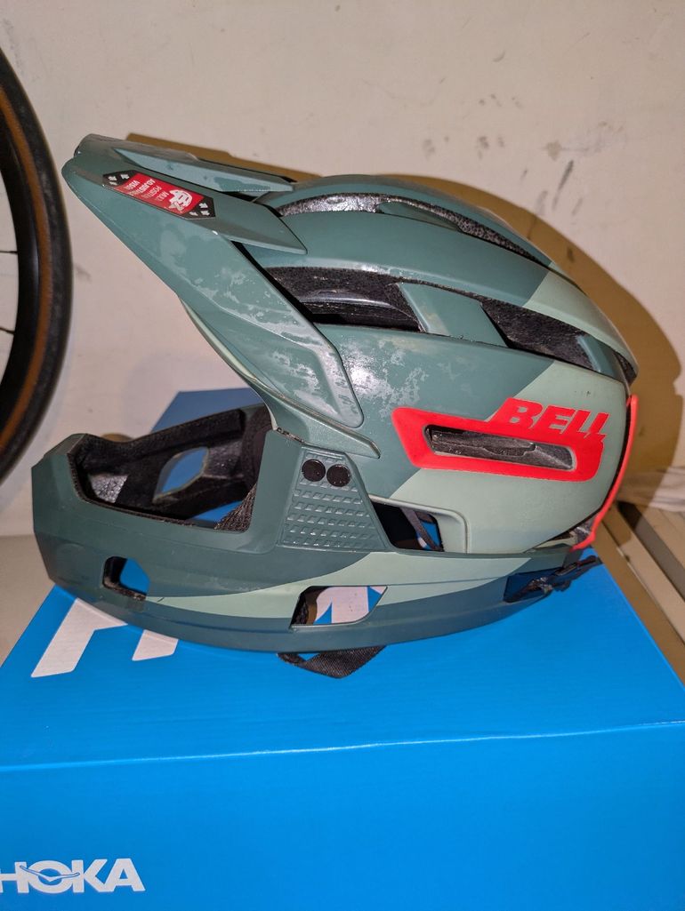 Used Bell Super Air Spherical Helmet bike — image 3 of 6