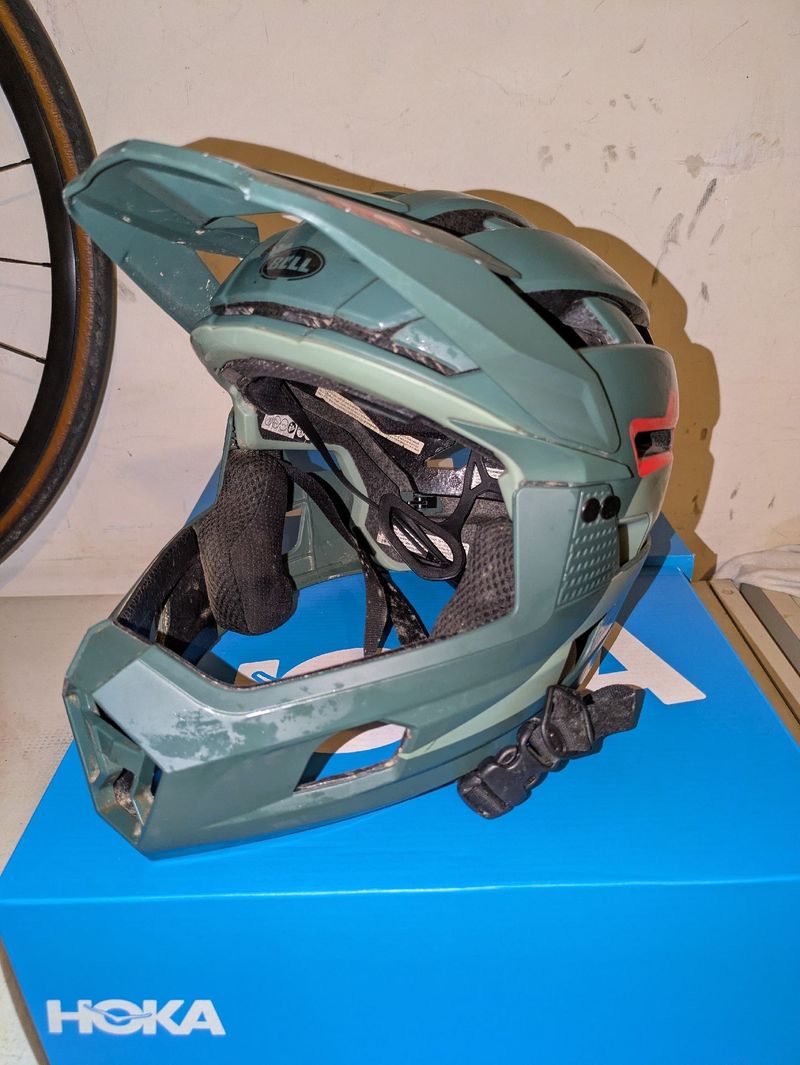 Used Bell Super Air Spherical Helmet Cycling Accessories