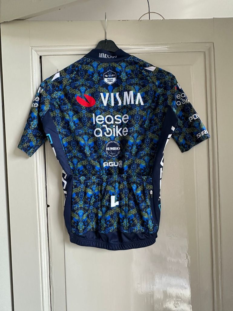 Used AGU Team Visma-Lease a Bike fietsshirt Renaissance collectie 2024 bike — image 2 of 2