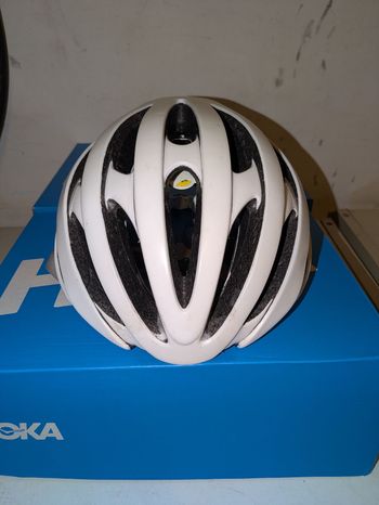 Used Bell Status MIPS Helmet bike — image 2 of 3
