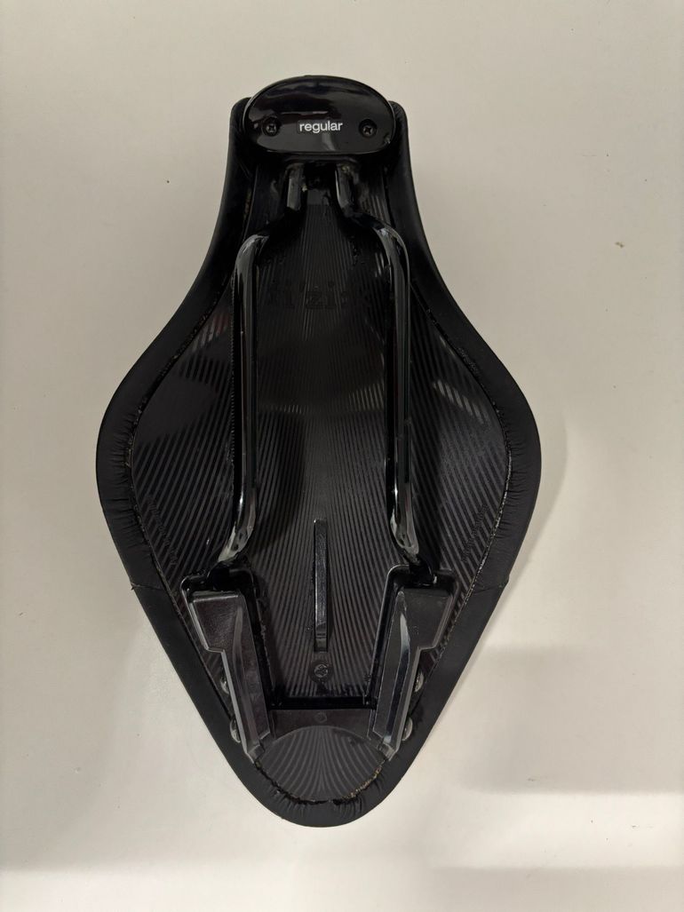 Used Fizik Mistica Saddle bike — image 2 of 3