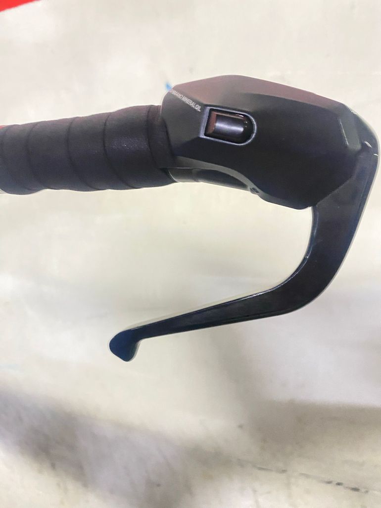 Used Ultegra Manetas con pulsadores 2025 bike — image 2 of 5