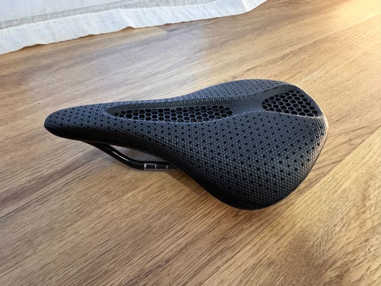 Used Ryet 3D Printed Carbon Saddle 155mm 2026 bike — image 4 of 6