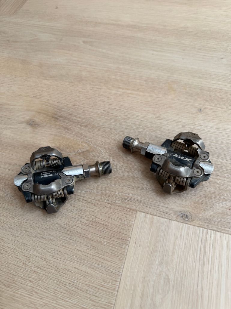 Used Shimano XTR PD-M9100 Pedals Short Axle bike — image 1 of 5