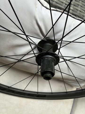 Tweedehands Bontrager Aeolus 35 TLR 2025 bike — afbeelding 2 van 6
