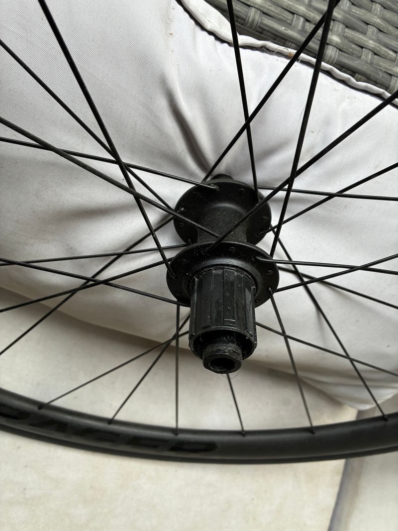 Tweedehands Bontrager Aeolus 35 TLR 2025 bike — afbeelding 2 van 6