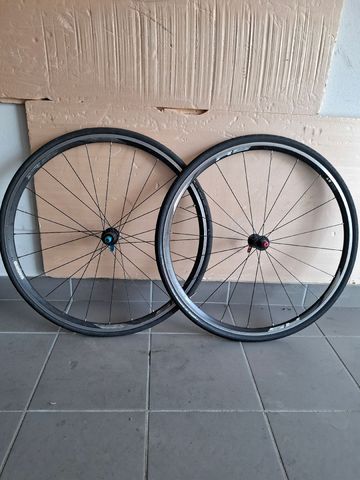 Używany Shimano RS Wheels