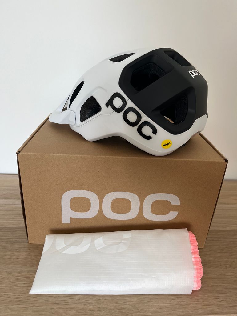 Used POC Cularis Helmet bike — image 3 of 5