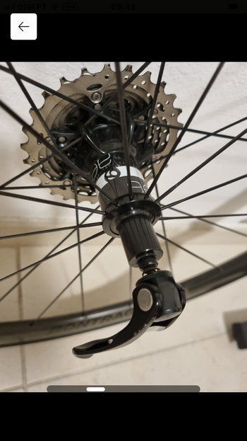 Used Bontrager Aeolus 3 D3 Tubular 2019 bike — image 5 of 5