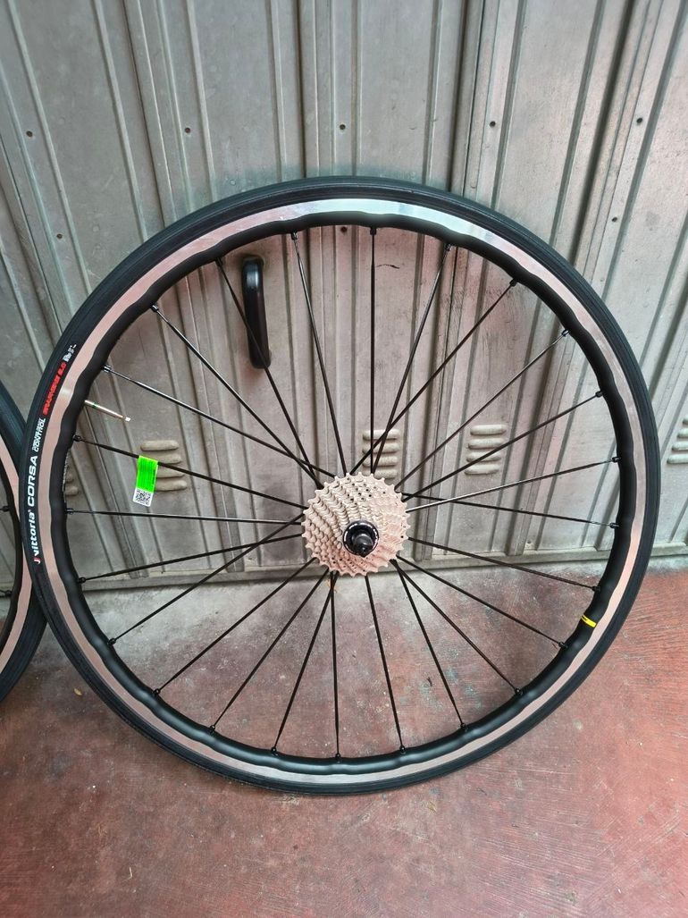 Used Mavic Ksyrium SL Wheelset 2026 bike — image 2 of 6
