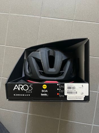 Used Oakley aro 5 race bike