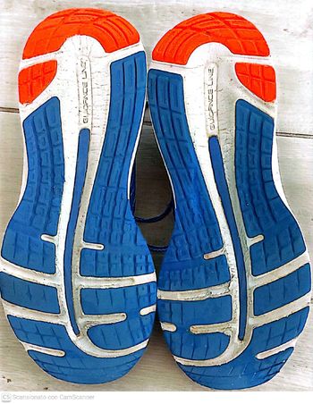 Used Asics Gel Cumulus 20 2020 bike — image 2 of 5