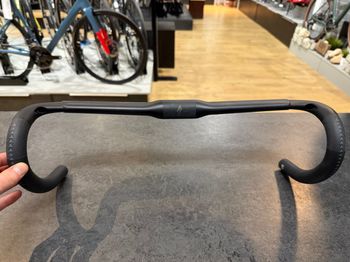 Used Specialized S-Works Aerofly II Rennradlenker 44cm 2019 bike — image 2 of 5