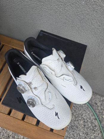 Used Specialized Torch 3.0 Road Shoes bike — image 8 of 9