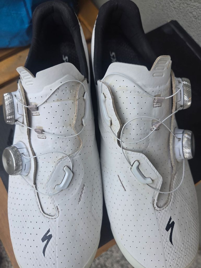 Used Specialized Torch 3.0 Road Shoes bike — image 9 of 9