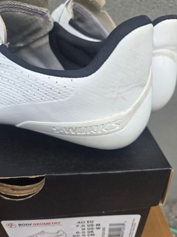Used Specialized Torch 3.0 Road Shoes bike — image 7 of 9