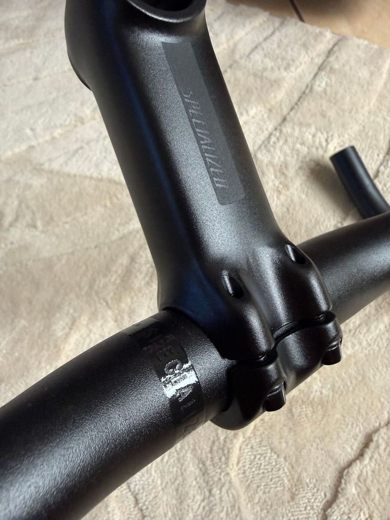 Used Specialized Adventure Gear Hover + Future Stem Comp 2025 bike — image 3 of 5