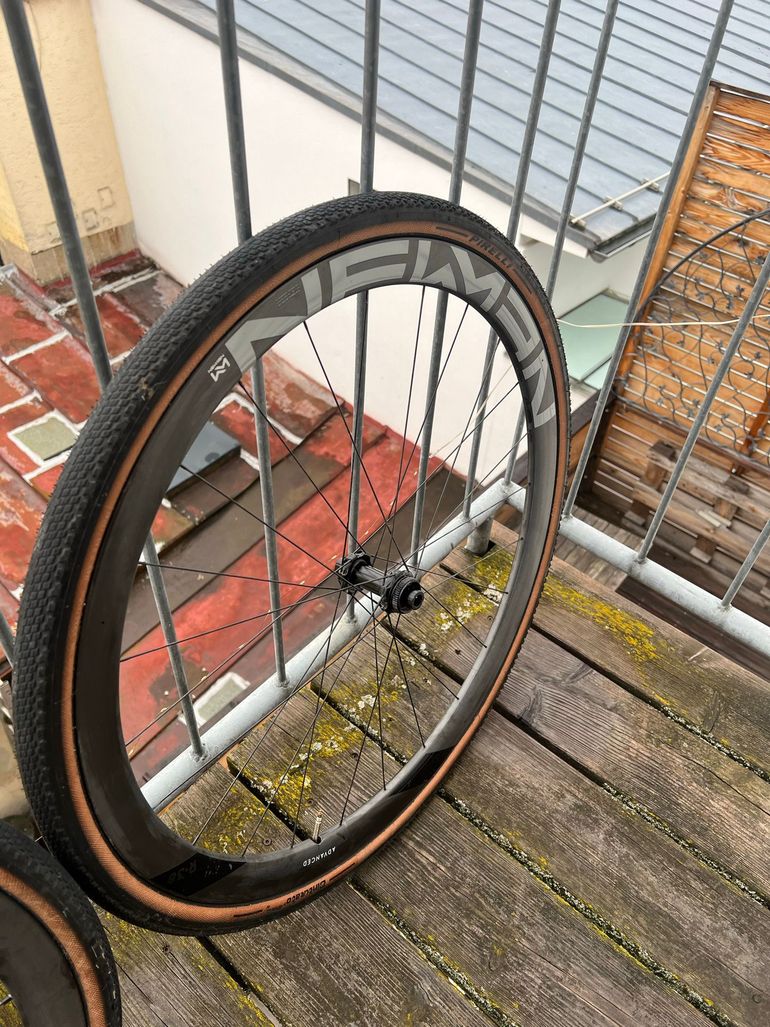 Used Newmen Advanced SL R 38 bike — image 4 of 5