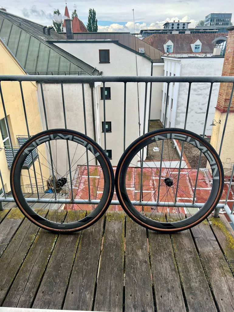 Used Newmen Advanced SL R 38 bike — image 1 of 5