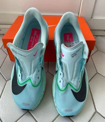 Used Nike Zoom Fly 5 2025 bike — image 2 of 6