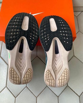 Used Nike Zoom Fly 5 2025 bike — image 3 of 6