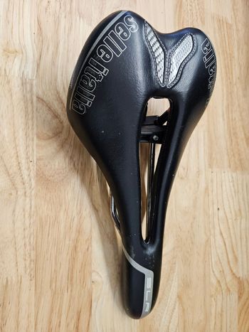 Used Selle Italia SLR bike — image 2 of 5