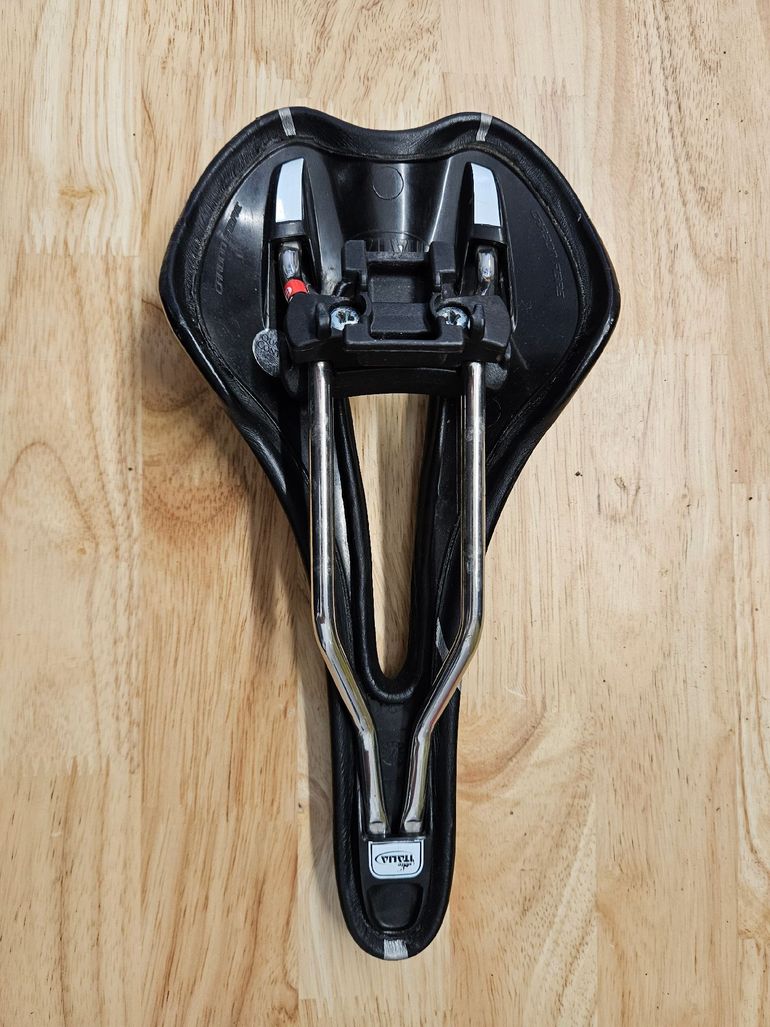 Used Selle Italia SLR bike — image 3 of 5