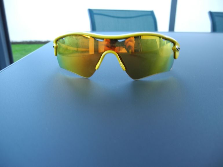Used Oakley Radar bike — image 4 of 7