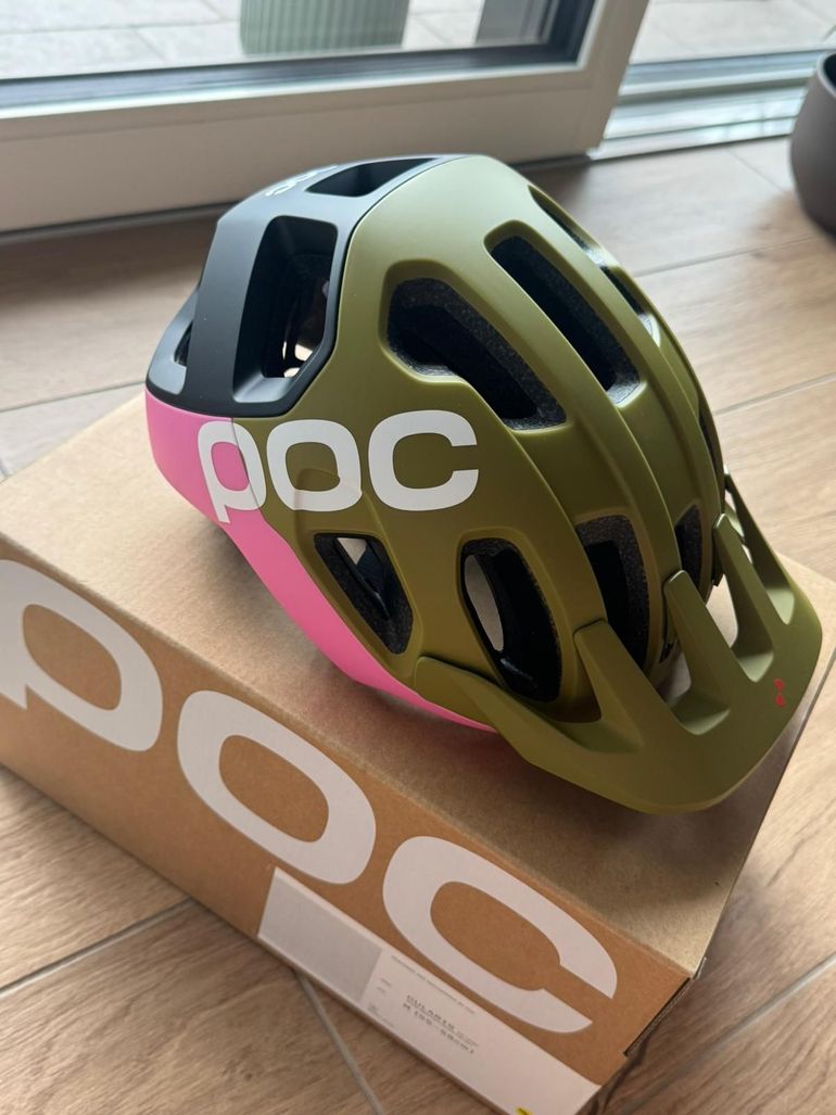 Used POC Cularis MIPS Helmet 2026 bike — image 3 of 5