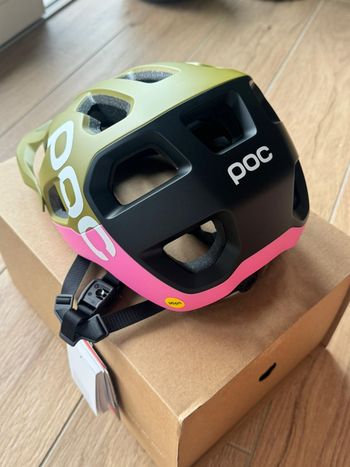 Used POC Cularis MIPS Helmet 2026 bike — image 2 of 5