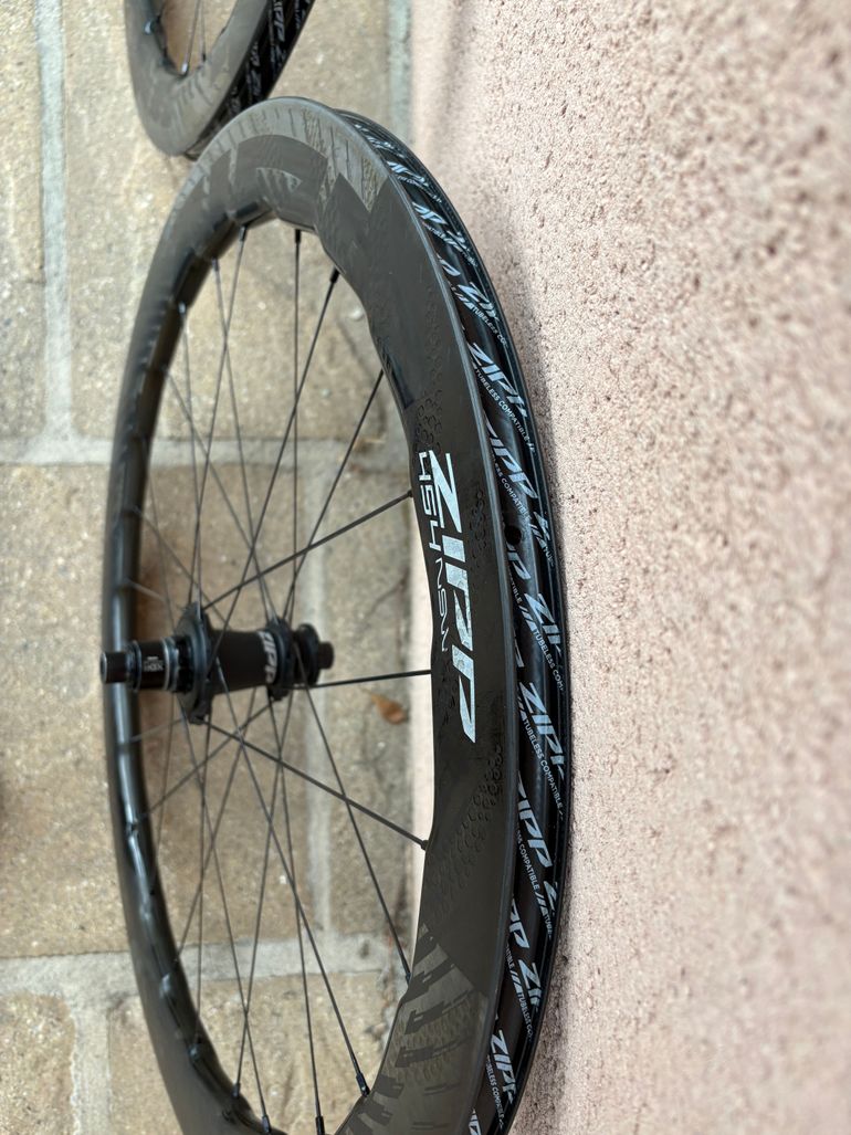 Used Zipp 454 NSW Wheels bike — image 3 of 6