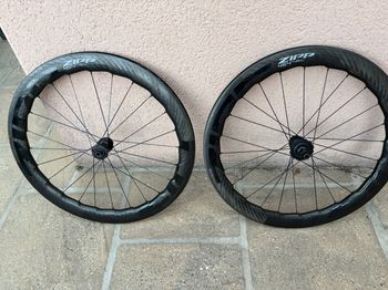 Used Zipp 454 NSW Wheels bike