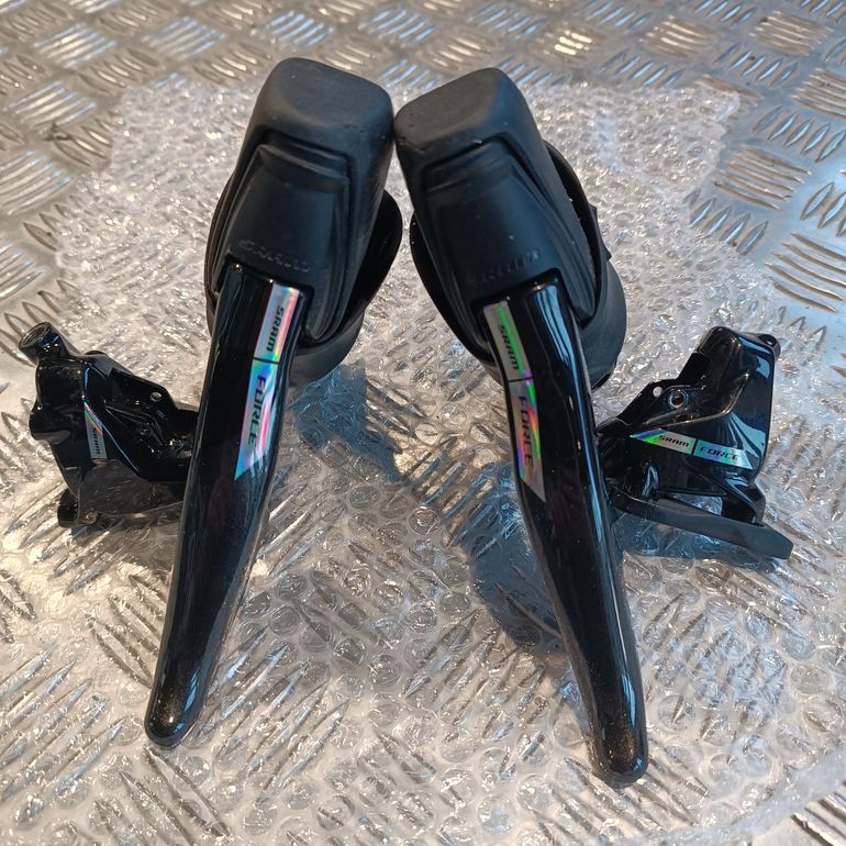 Used Sram Force eTap AXS D2 2x12V 2024 bike — image 9 of 10