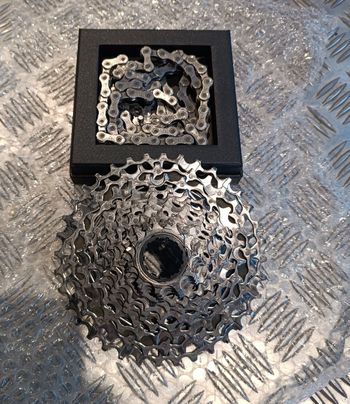 Used Sram Force eTap AXS D2 2x12V 2024 bike — image 7 of 10