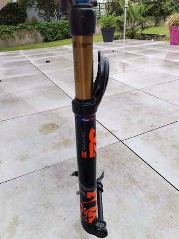 Used Fox 32 Factory Kashima 2017 bike — image 3 of 5