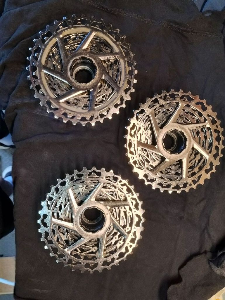 Used Sram rival 10-36 cassette x3 2025 bike — image 2 of 3