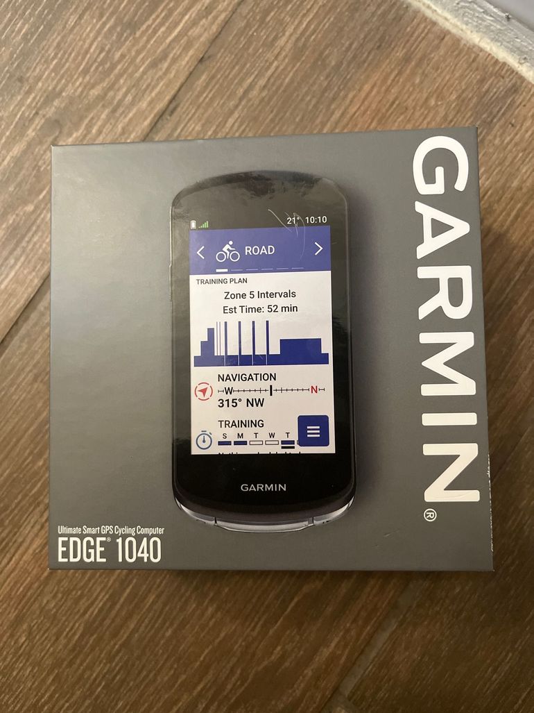 Used Garmin Edge 1040 GPS Cycling Computer 2026 bike — image 1 of 4